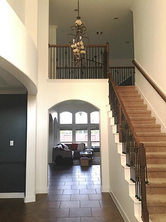 Building Photo - 2 Galleta Ct