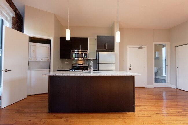 Foto del edificio - 2220 N Clark St