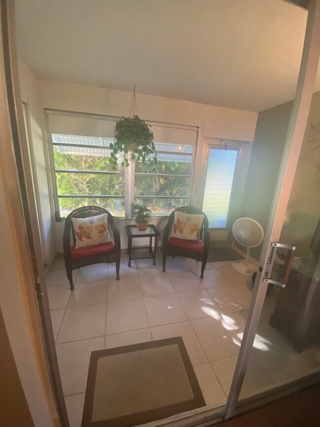 Sunroom - 2102 NE 1st Way