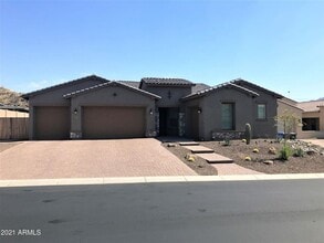 Building Photo - 3613 W Tanglewood Dr