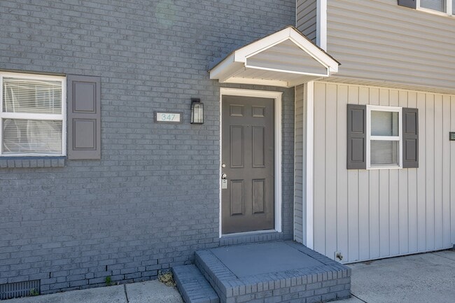 Building Photo - 347 E Williams St