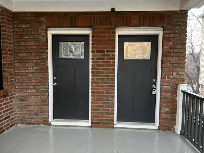 Building Photo - 1 Fairview Ave