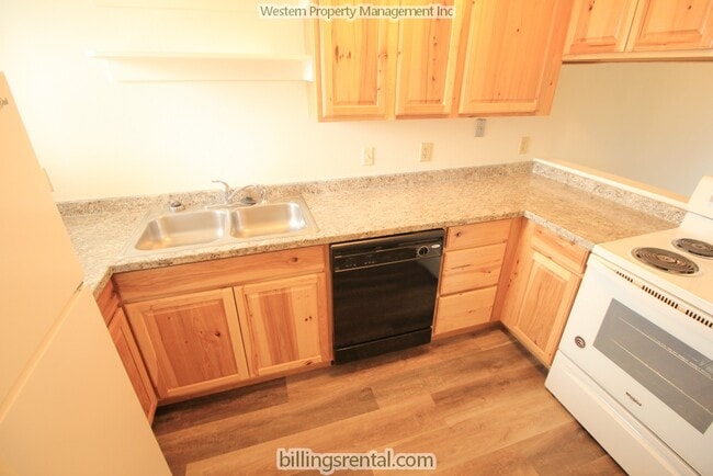 Building Photo - 3321 Central Ave