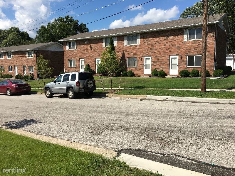 Primary Photo - 2 br, 1 bath Townhome - 619 Edwards Ave