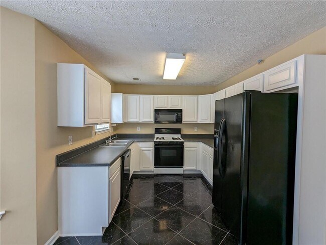 Building Photo - 4512 Bridle Ridge Way