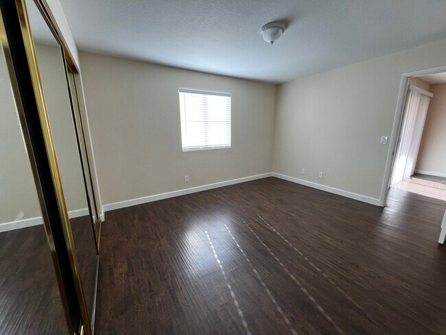 Foto del edificio - 7570 W Flamingo Rd