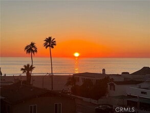 Building Photo - 2124 Hermosa Ave