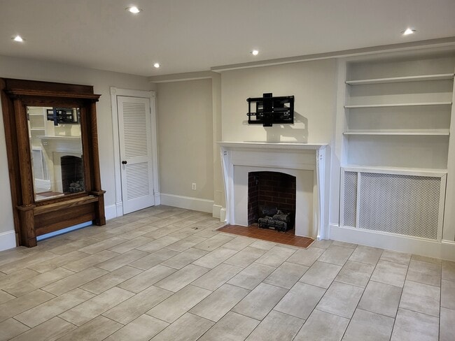 Foto del edificio - 210 8th St SE