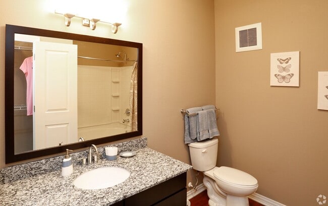 Foto del interior - Avalon - Forum, LLC - AVA