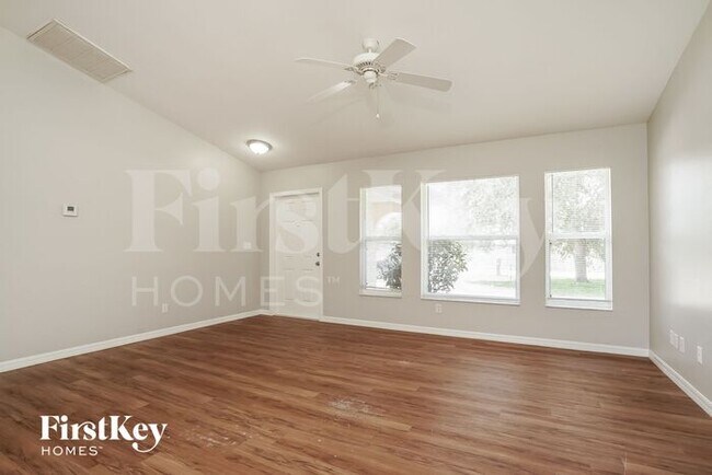 Foto del edificio - 409 SE 19th St