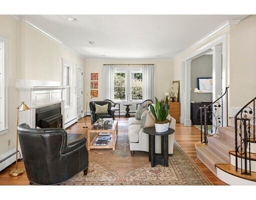 Building Photo - 43 Beach Bluff Ave