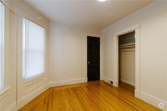 Building Photo - 40 Shepard St