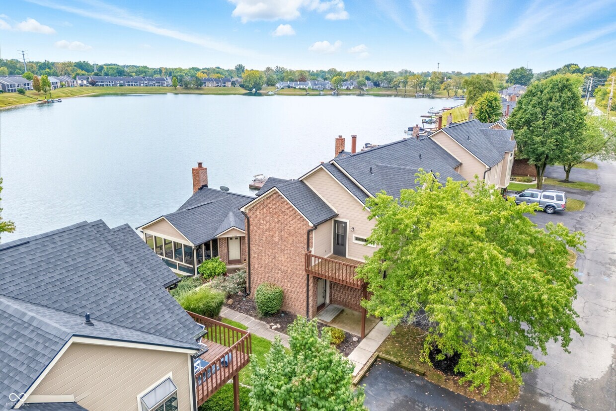 Foto principal - 7707 River Rd