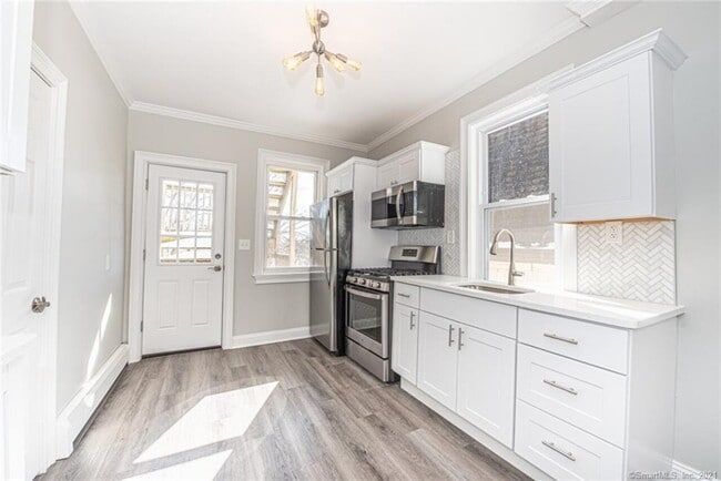 Building Photo - 1 Bed / 1 Bath Apartment in Tunxis Hill Ne...