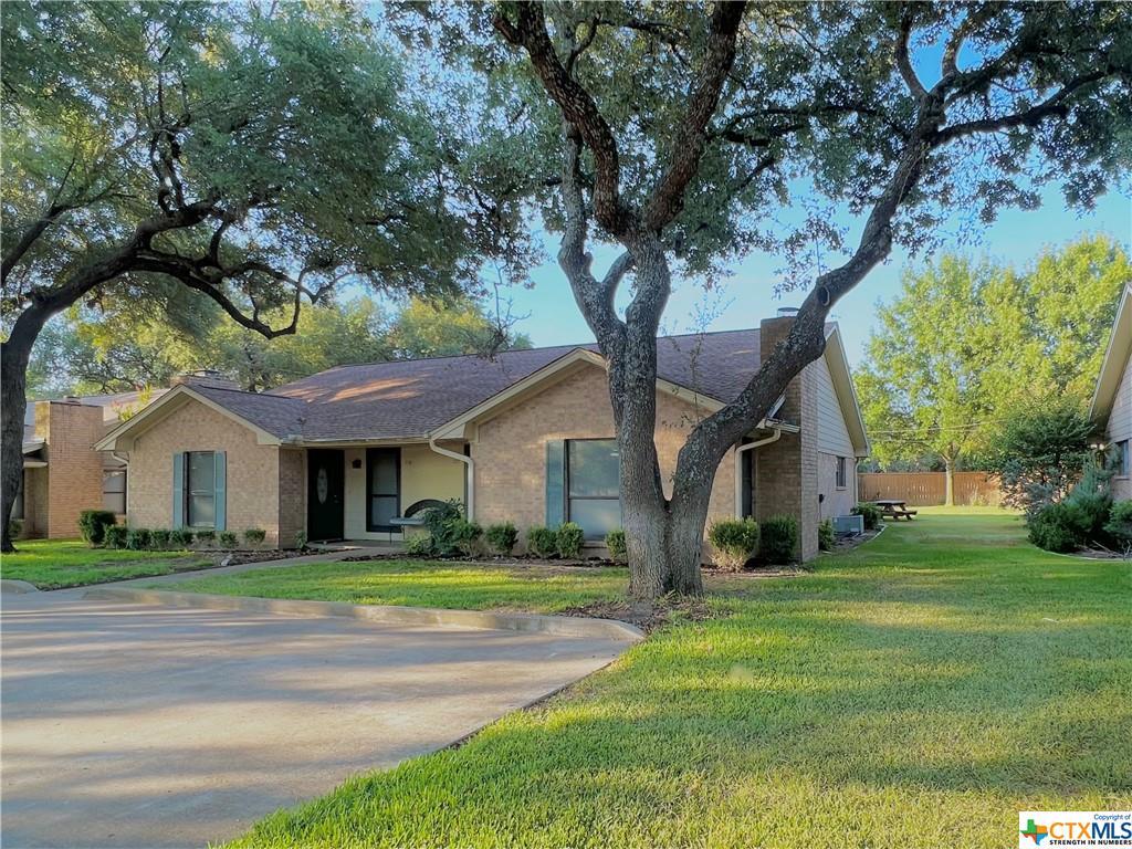 717 Royal St, Salado, TX 76571 Townhome Rentals in Salado TX