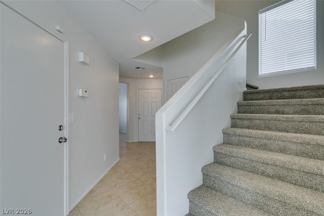 Building Photo - 868 Blue Rosalie Pl