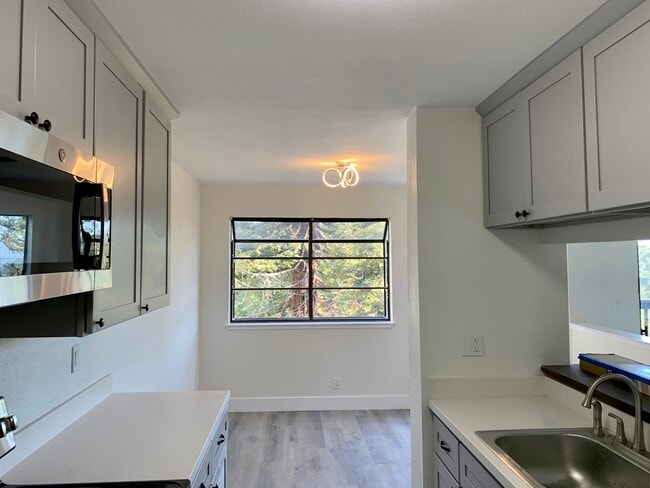 Building Photo - 21062 Gary Dr