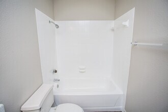 Building Photo - Saddlewood Apartments