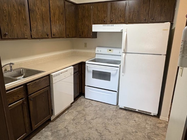 Building Photo - 478 Arch St