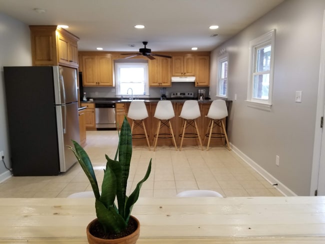 Foto del edificio - 4015 E Crestview Dr NW