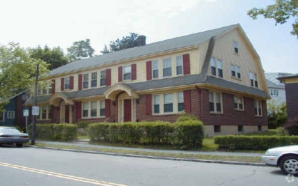 Foto del edificio - 29-31 Standish Ave
