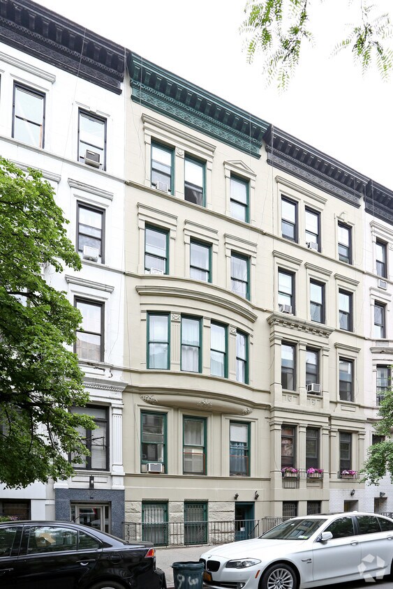 Building Photo - 117 W 75th St