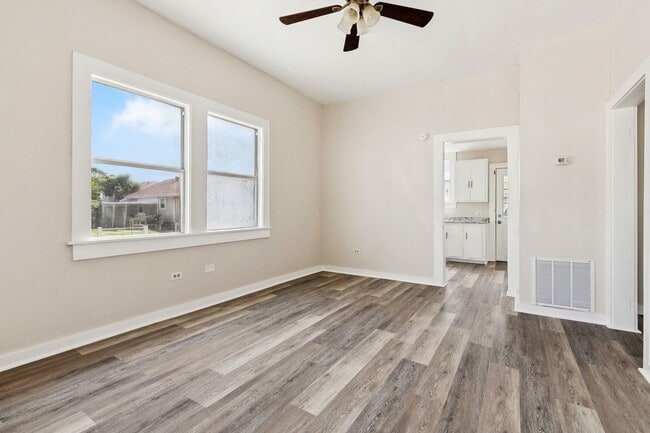 Photo - 4200-4202 5th St Apartment