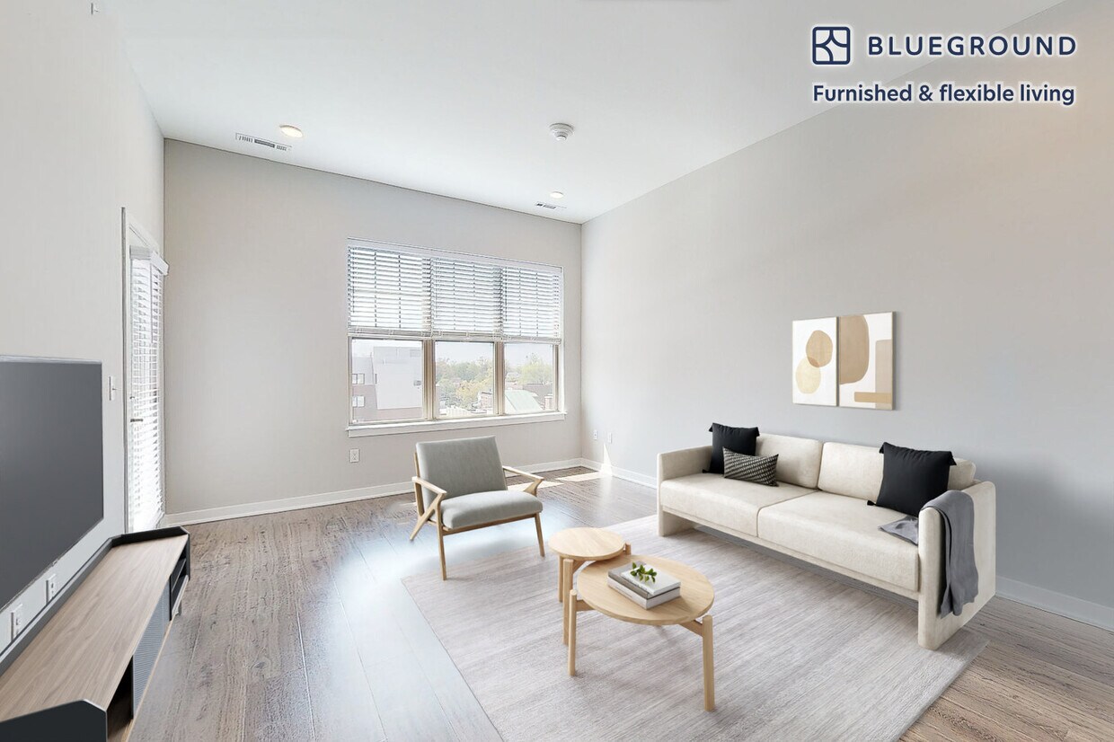 Foto principal - 332 Halstead Ave