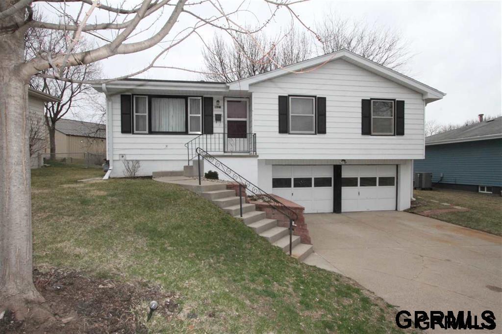 Foto principal - 8621 Park View Blvd