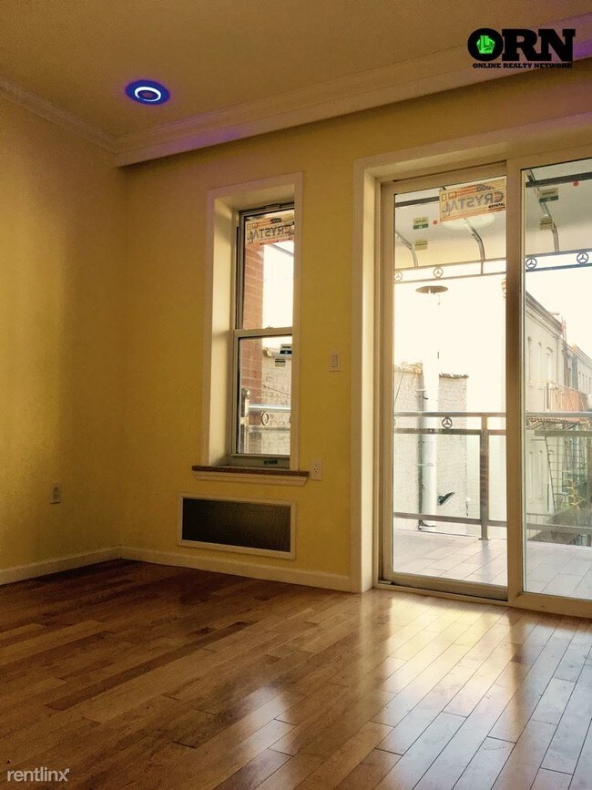 Foto del edificio - 333 Saint Nicholas Ave
