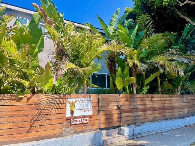 Foto del edificio - 635 Westminster Ave