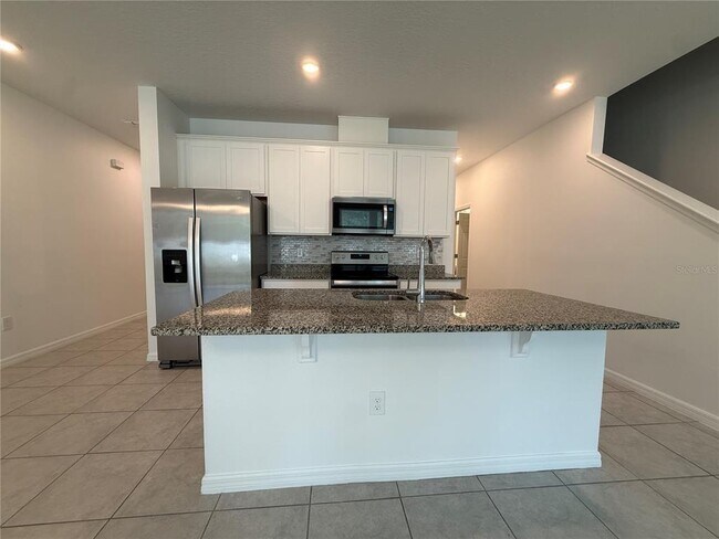 Building Photo - 15025 Willow Arbor Cir
