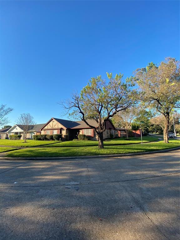 Building Photo - 8802 Sandstone Rd