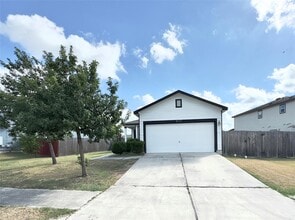 Building Photo - 6117 Toye Dr