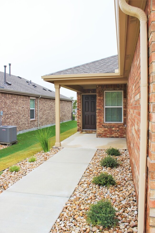 Foto del edificio - 213 Paint Creek Ln