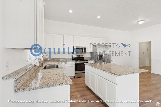 Building Photo - 2621 S 8800 W