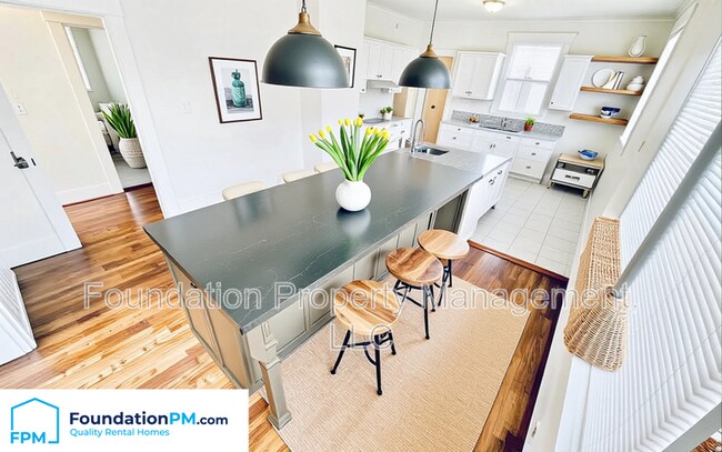 Foto del edificio - 1474 Lyndale Ave