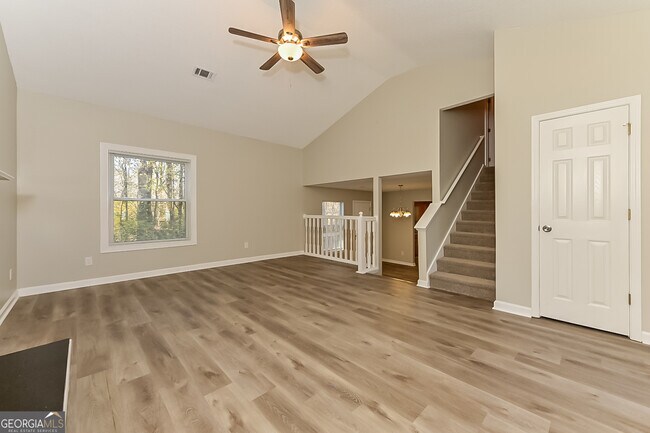 Foto del edificio - 3447 Oak Leaf Ct