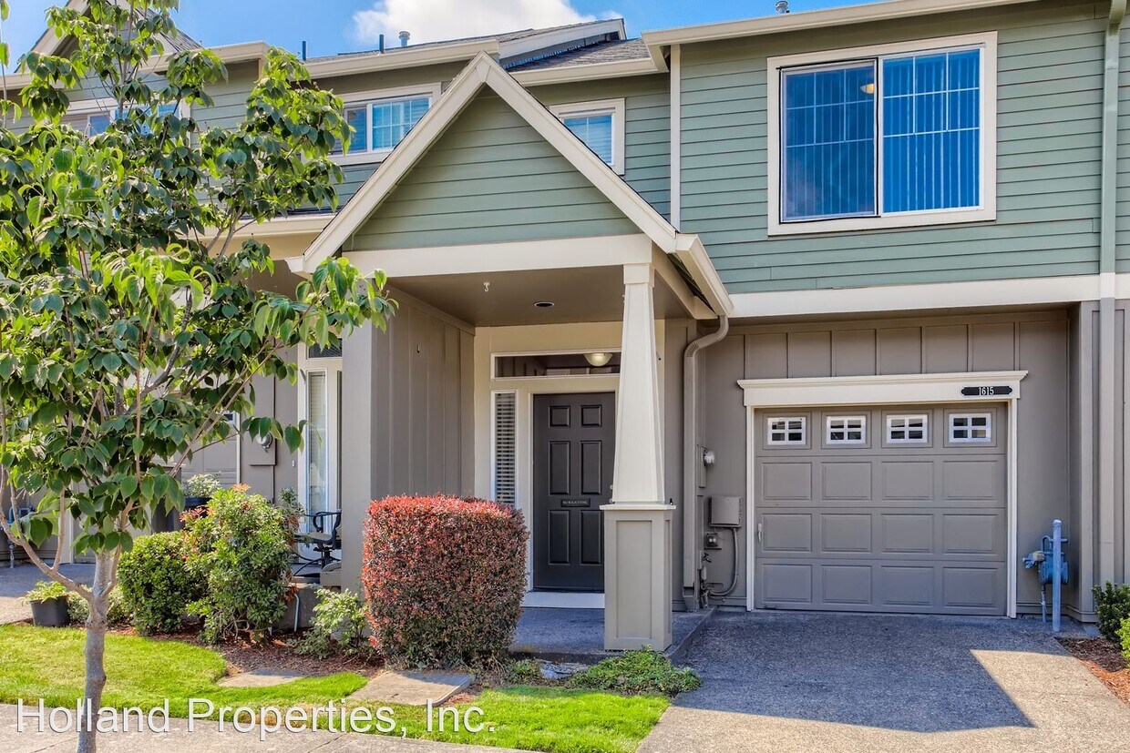 3 br, 2.5 bath House 1615 SW 172nd Ter House Rental in Beaverton