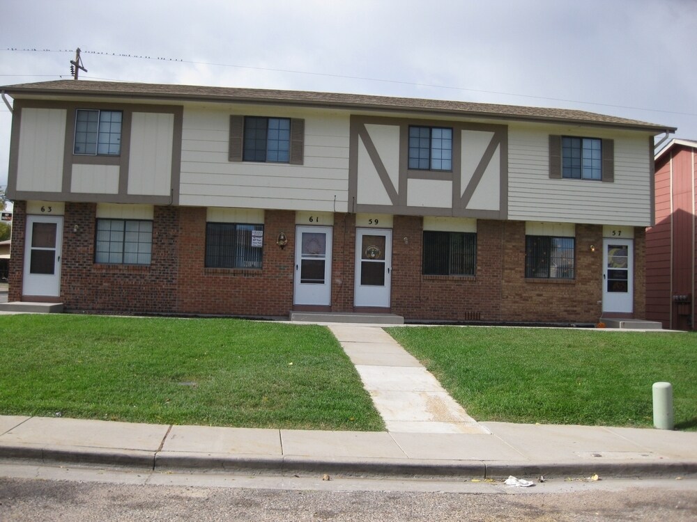 57 Castle Royal Dr, Pueblo, CO 81005 Townhome Rentals in Pueblo CO