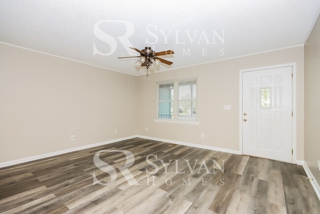 Building Photo - 118 Farmview Ln