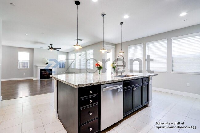 Foto del edificio - 1125 Berkshire Dr