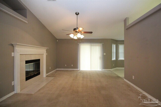 Building Photo - 5176 Westport Dr