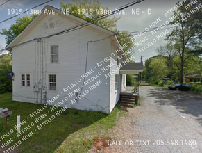 Building Photo - 1915 43rd NE Ave