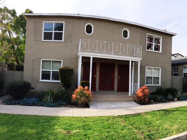 Foto del edificio - 1753 Silver Lake Blvd