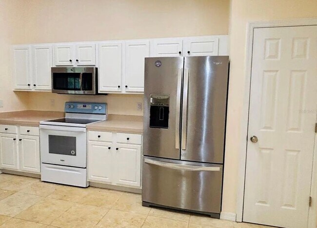 Foto del edificio - 4-Bedroom / 2-Bathroom Home in Palm Coast