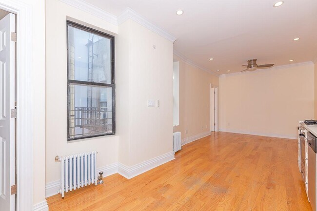 Building Photo - 41 Jefferson St