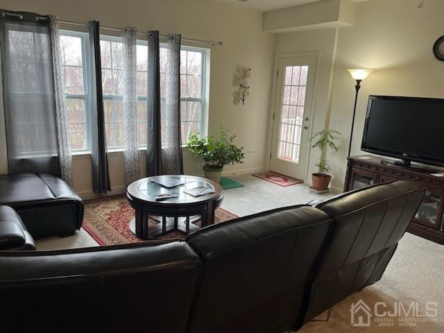 Foto del edificio - 151 Grabowski Dr