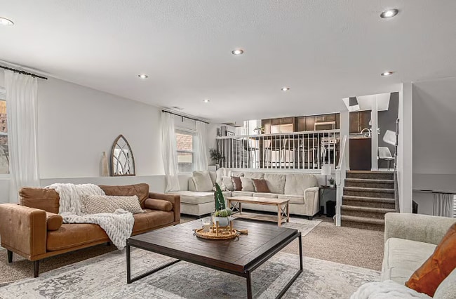 Building Photo - 7120 Nettlewood Pl