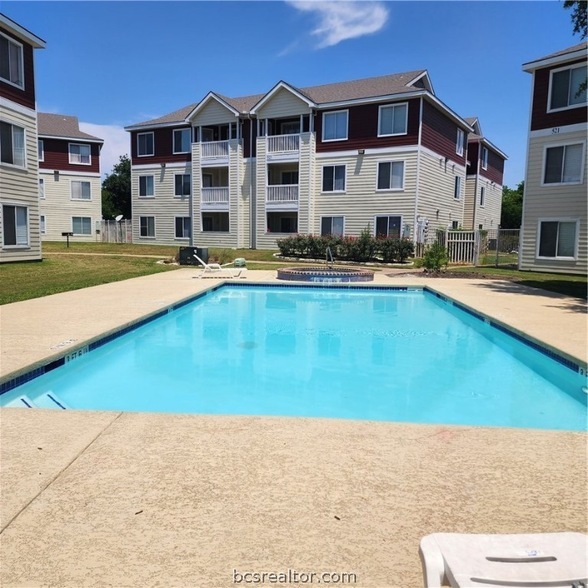 Primary Photo - 529 Southwest PKWY Unit 102